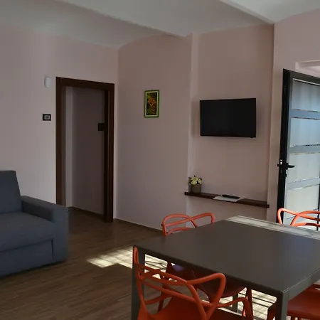 Casa Caimotta 4*